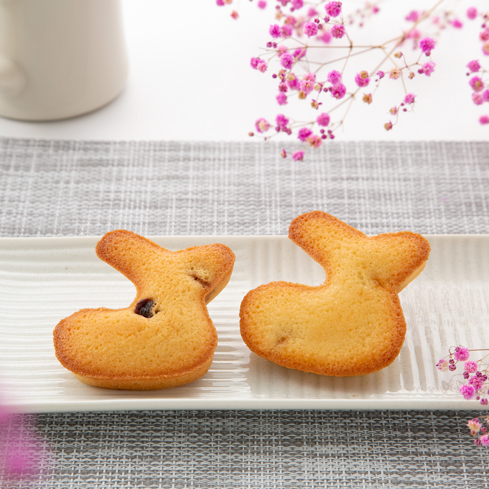 スライドショー鯱フレンド　しゃちほこ形のフィナンシェ（名古屋の焼き菓子）の画像を開く
