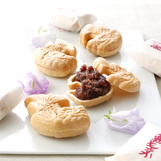 Azuki bean filling inside Shachi Monaka